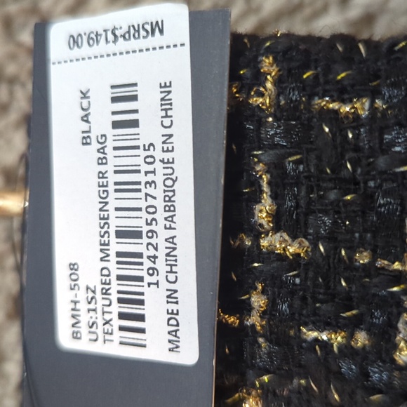 NWT Badgley Mischka Black & Gold Textured Messenger Bag - Picture 4 of 8